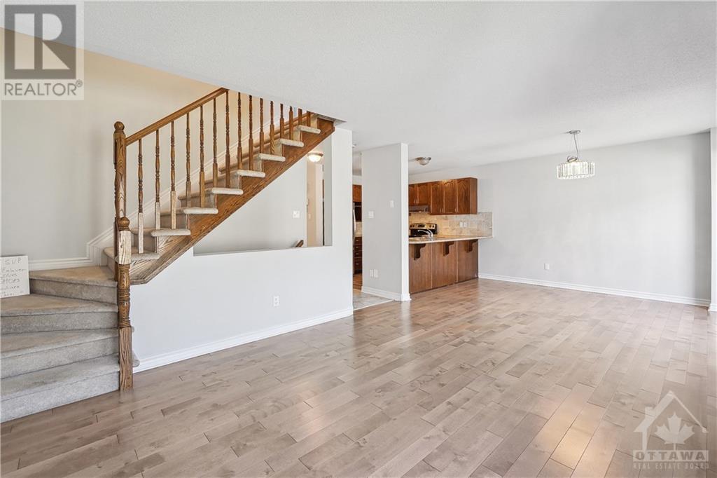 2478 Esprit Drive, Orleans, Ontario  K4A 0S3 - Photo 4 - 1352371