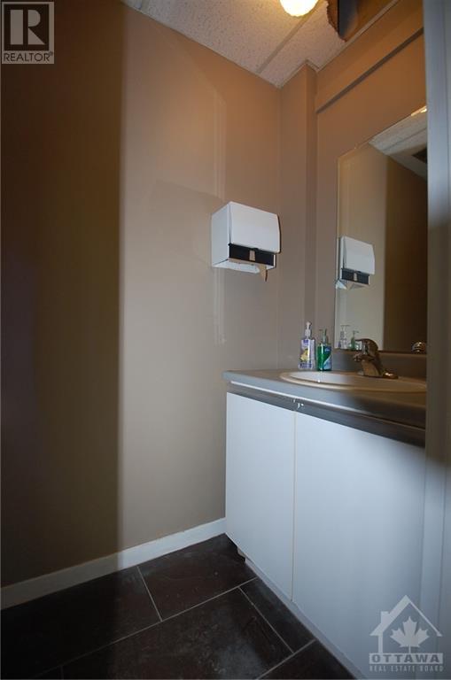 5470 Canotek Road Unit#26, Ottawa, Ontario  K1J 9H3 - Photo 7 - 1364674
