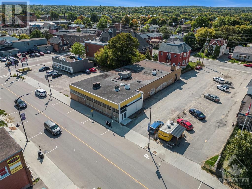 48 RAGLAN STREET S, renfrew, Ontario
