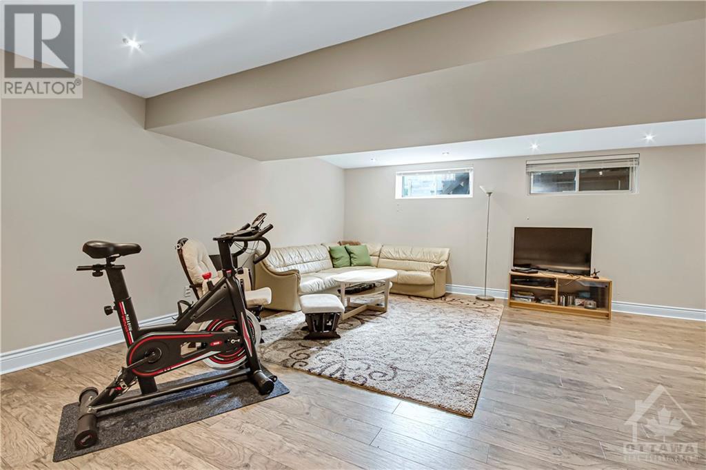 1886 Rosebella Avenue, Ottawa, Ontario  K1T 1G7 - Photo 24 - 1364091