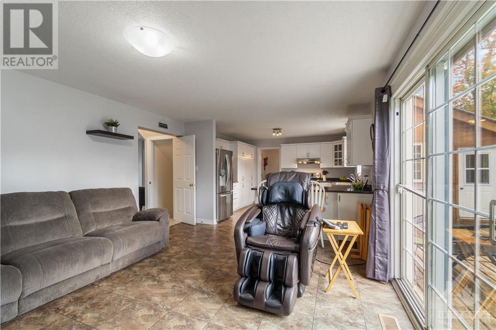2080 Thibault Court, Chesterville, Ontario  K0C 1H0 - Photo 10 - 1364939