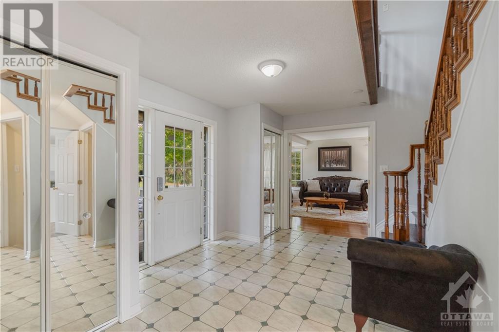 2080 Thibault Court, Chesterville, Ontario  K0C 1H0 - Photo 3 - 1364939