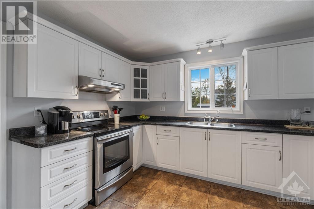 2080 Thibault Court, Chesterville, Ontario  K0C 1H0 - Photo 8 - 1364939