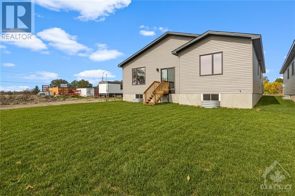 12 Leo Moskos Street, Arnprior, Ontario  K7S 0C6 - Photo 14 - 1364969