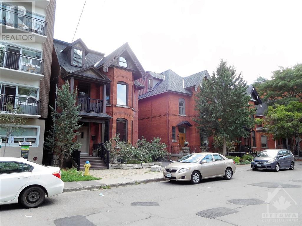 428 GILMOUR STREET, ottawa, Ontario