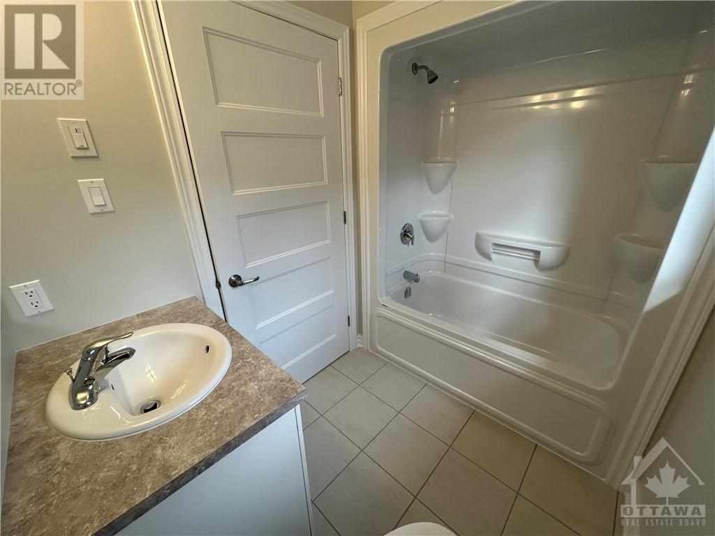 92 Seabert Drive, Arnprior, Ontario  K7S 0K1 - Photo 14 - 1364852