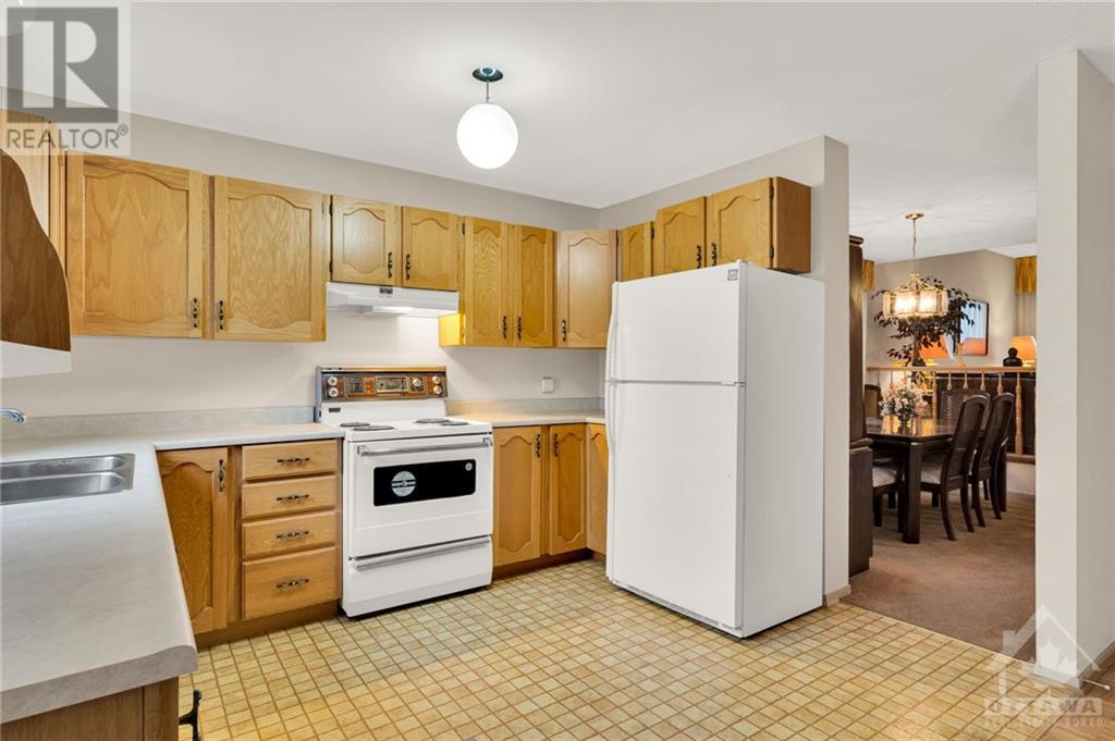 41 Noren Avenue, Ottawa, Ontario  K2B 8P6 - Photo 8 - 1364713