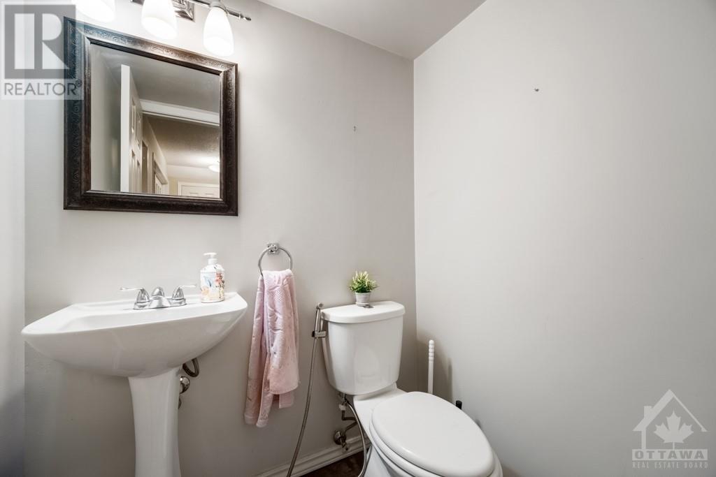 9 Arbordale Crescent, Ottawa, Ontario  K2G 5C7 - Photo 8 - 1364818