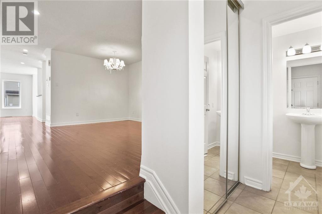 335 Foxridge Way, Ottawa, Ontario  K2J 0V7 - Photo 3 - 1365079
