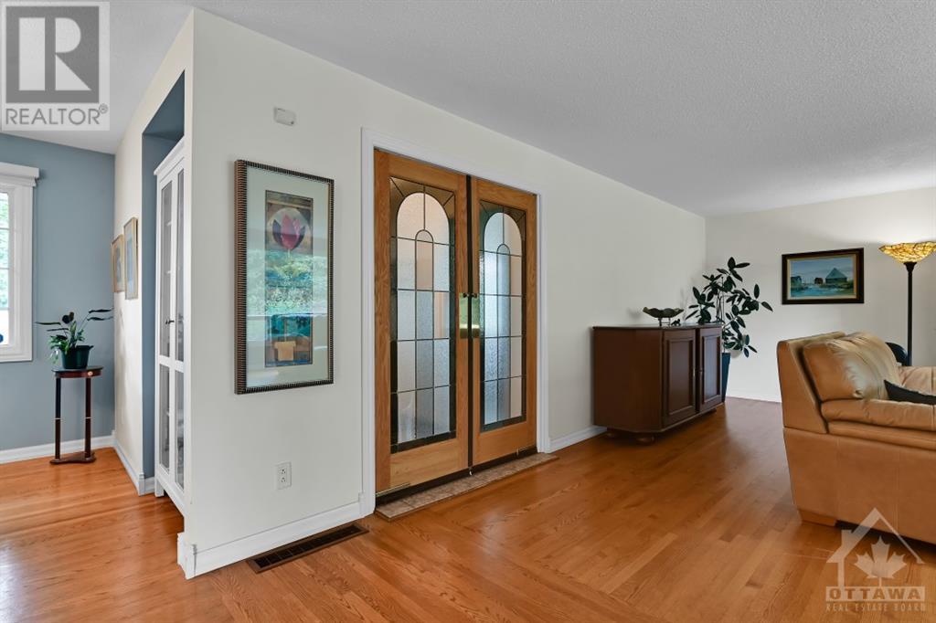 6993 Notre Dame Street, Ottawa, Ontario  K1C 1H8 - Photo 5 - 1365018