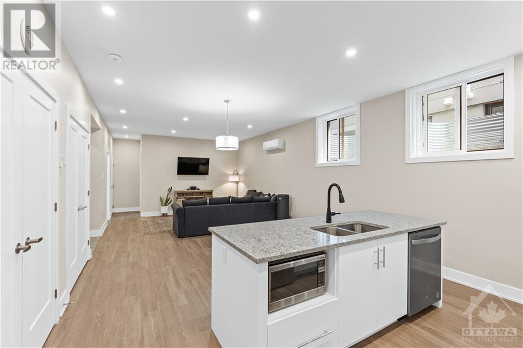 423 Ravenhill Avenue Unit#d, Ottawa, Ontario  K2A 0J7 - Photo 10 - 1364821