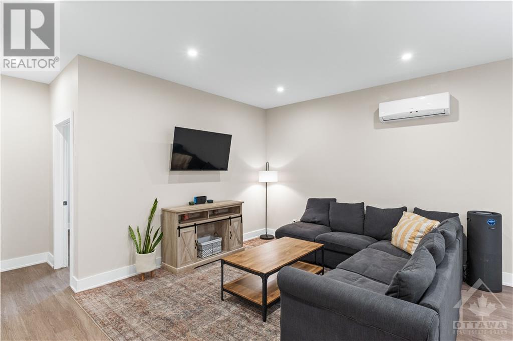423 Ravenhill Avenue Unit#d, Ottawa, Ontario  K2A 0J7 - Photo 14 - 1364821