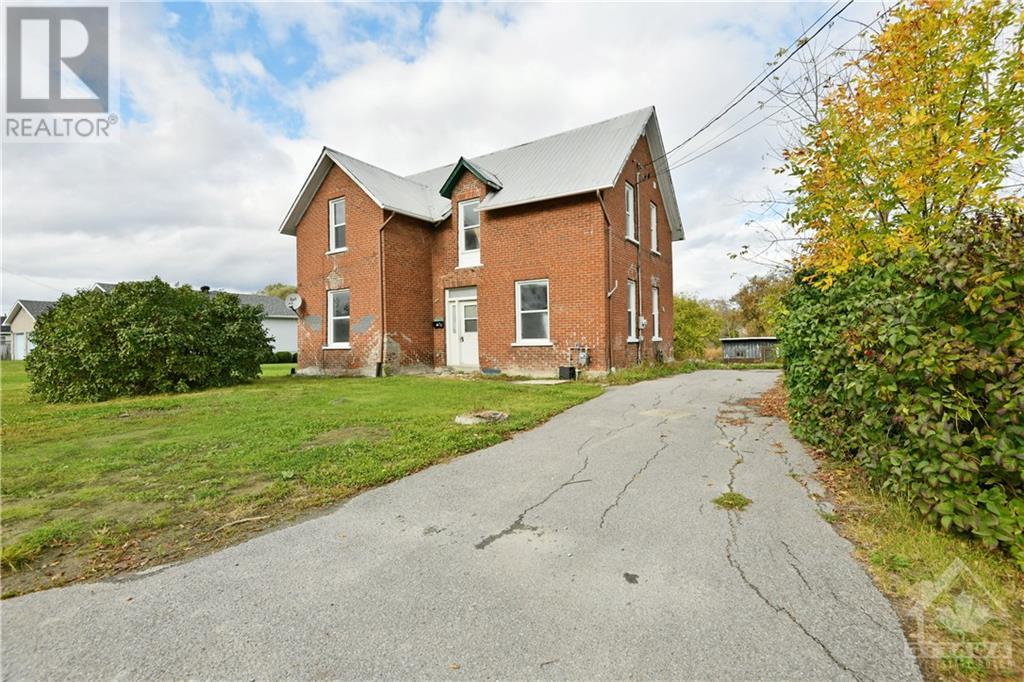 75 Poole Street, Braeside, Ontario  K7S 1J1 - Photo 2 - 1364548