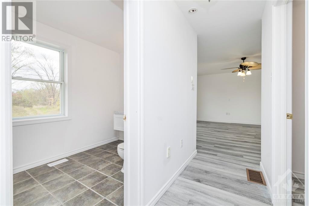 802 Ennis Road, Balderson, Ontario  K0G 1A0 - Photo 14 - 1364076