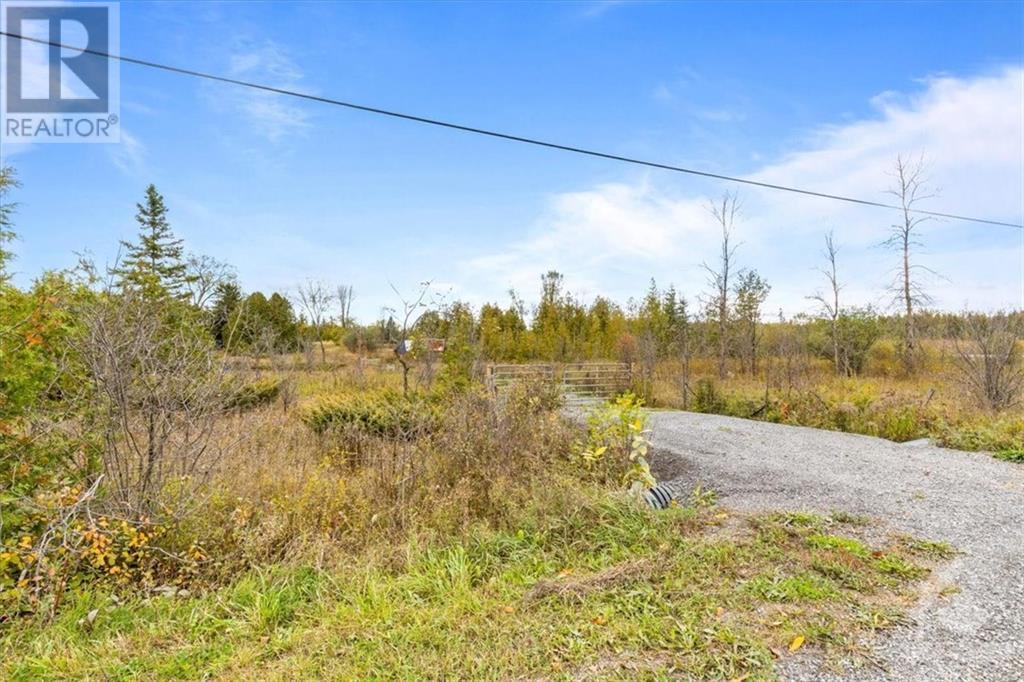 1754 Kilmaurs Side Road, Ottawa, Ontario  K0A 3M0 - Photo 2 - 1364299