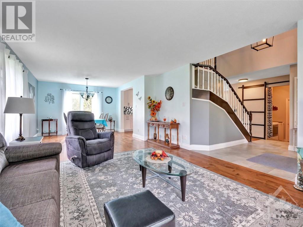 2780 Lockwood Lane, Cumberland, Ontario  K4C 1B6 - Photo 4 - 1364959
