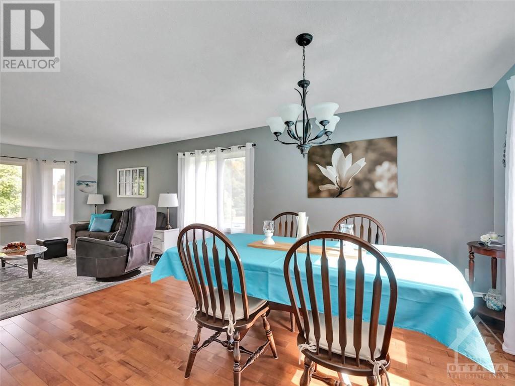 2780 Lockwood Lane, Cumberland, Ontario  K4C 1B6 - Photo 6 - 1364959