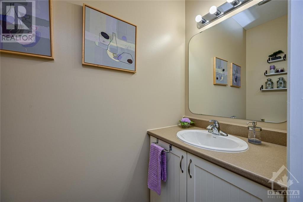 780 Nakina Way, Ottawa, Ontario  K1V 2J1 - Photo 3 - 1364826