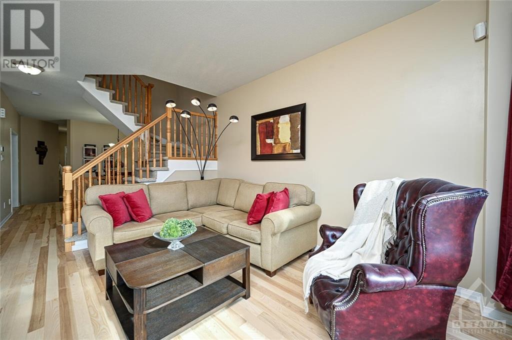 780 Nakina Way, Ottawa, Ontario  K1V 2J1 - Photo 5 - 1364826
