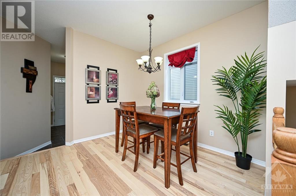 780 Nakina Way, Ottawa, Ontario  K1V 2J1 - Photo 6 - 1364826