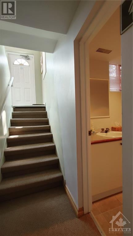 357 Wilmont Avenue, Ottawa, Ontario  K2A 0B2 - Photo 15 - 1365208