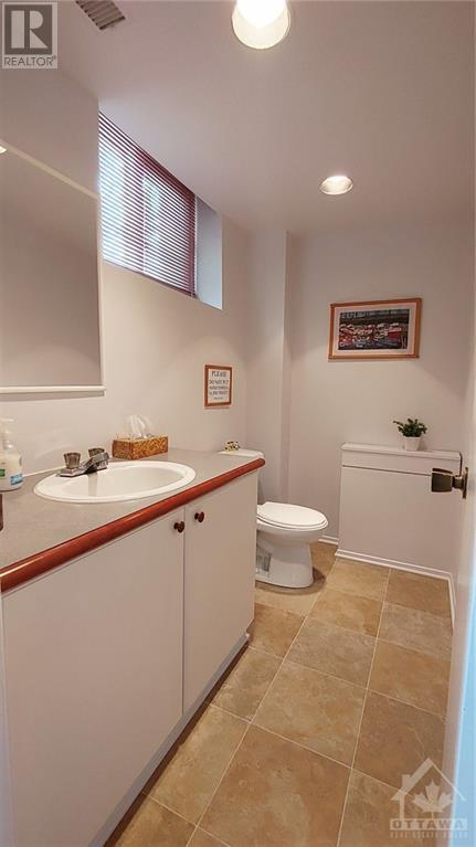 357 Wilmont Avenue, Ottawa, Ontario  K2A 0B2 - Photo 17 - 1365208