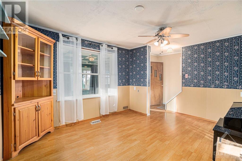 73 Aberdeen Avenue, Smiths Falls, Ontario  K7A 4N9 - Photo 8 - 1365256