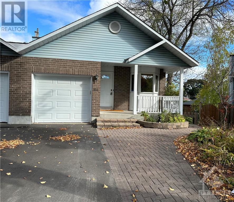 851 Rob Roy Avenue, Ottawa, Ontario  K2B 8S6 - Photo 2 - 1365220