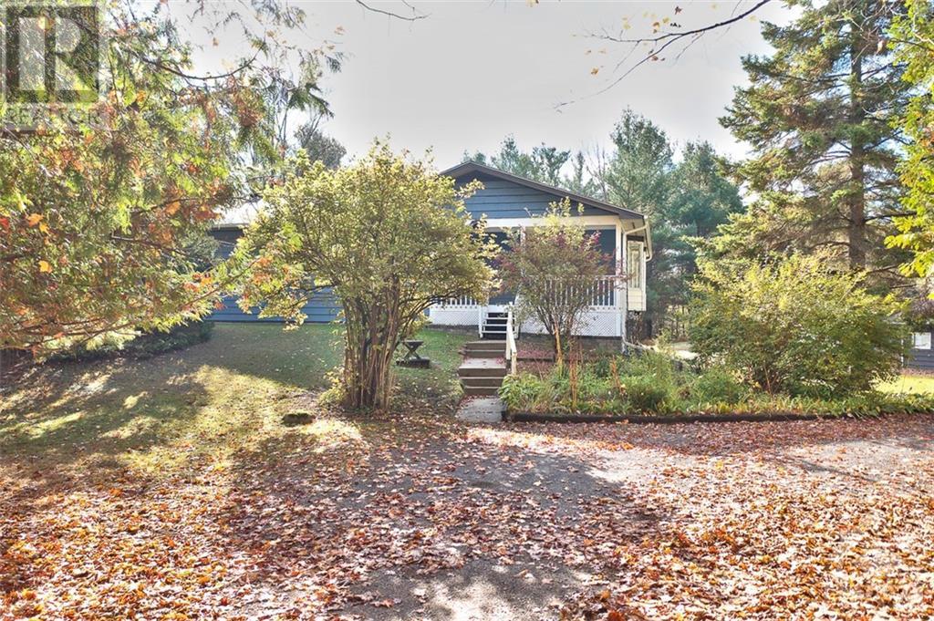 169 Machan Road, Lanark Highlands, Ontario  K0G 1K0 - Photo 2 - 1364792