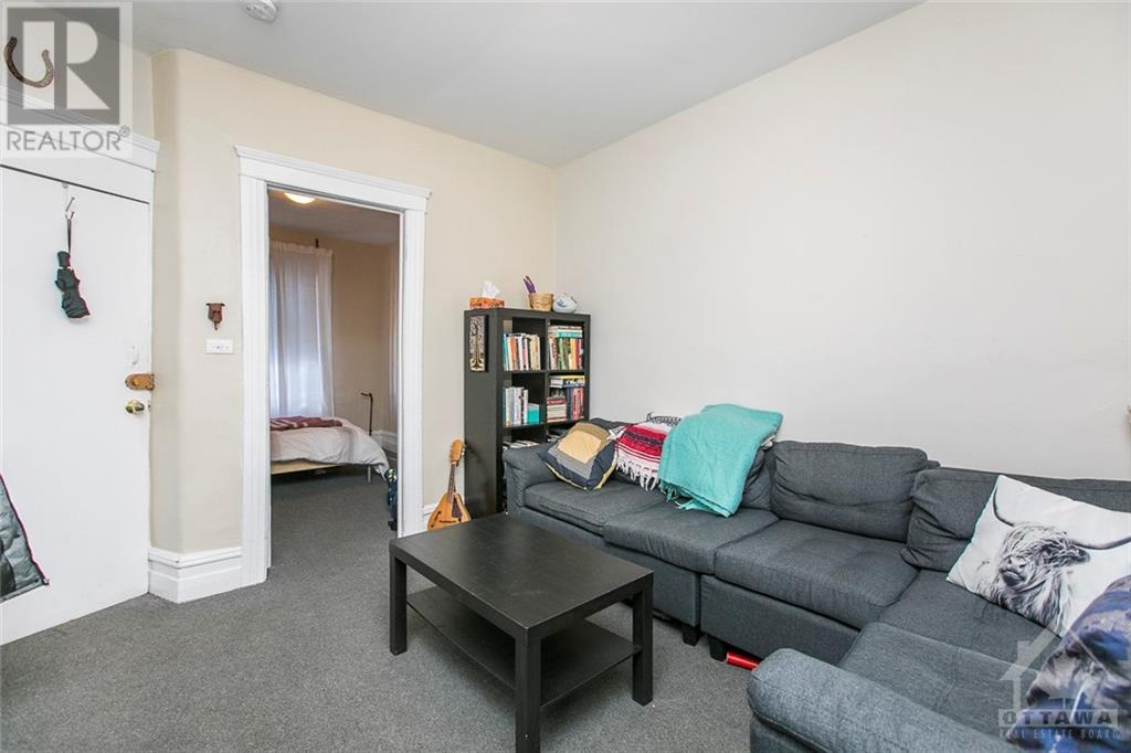 27 Perkins Street, Ottawa, Ontario  K1R 7G4 - Photo 3 - 1365223