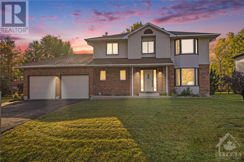 134 TOPAZE AVENUE, ottawa, Ontario