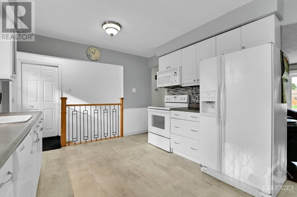 43 Fifth Street E, Morrisburg, Ontario  K0C 1X0 - Photo 7 - 1363799
