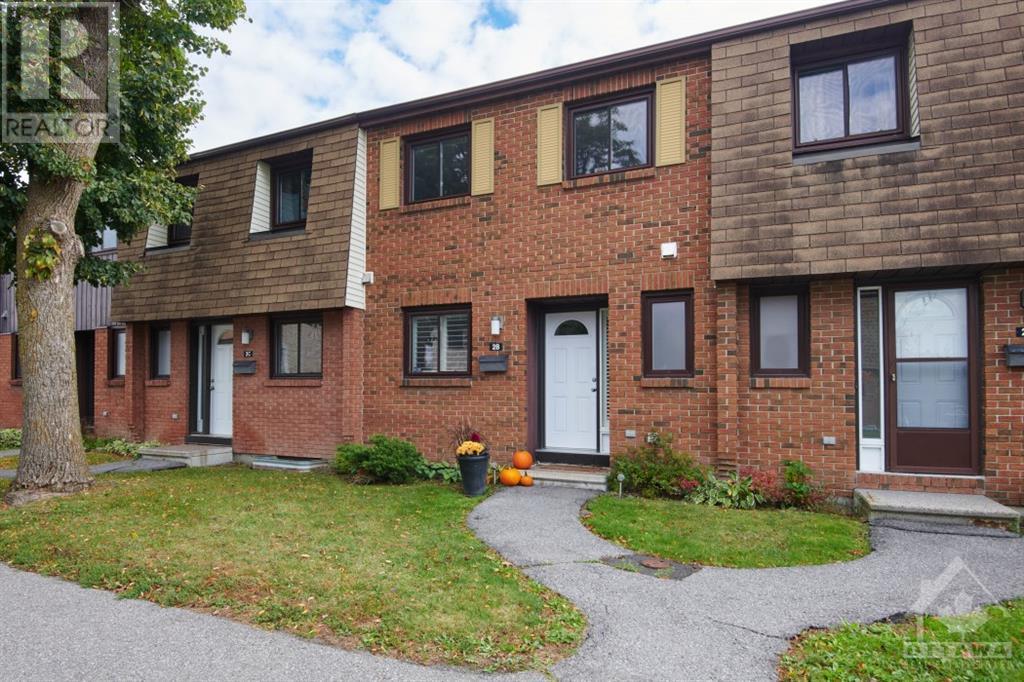 2 WOODVALE GREEN UNIT#B, ottawa, Ontario
