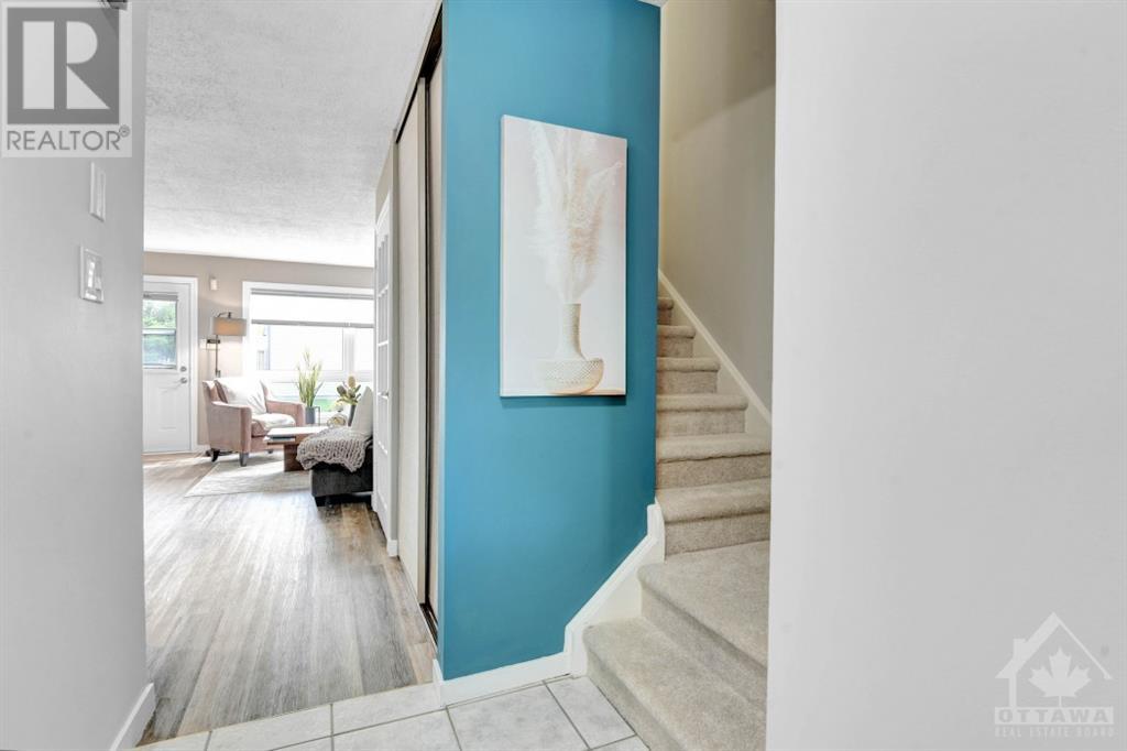 2 Woodvale Green Unit#b, Ottawa, Ontario  K2G 4G8 - Photo 9 - 1365068