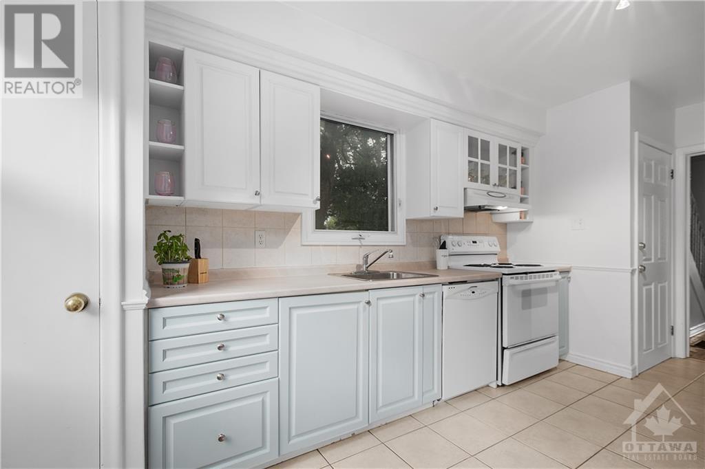 2012-2014 Saunderson Drive, Ottawa, Ontario  K1G 2E4 - Photo 12 - 1364040