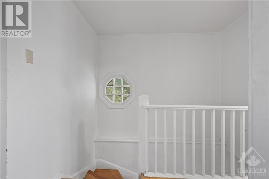 2012-2014 Saunderson Drive, Ottawa, Ontario  K1G 2E4 - Photo 13 - 1364040