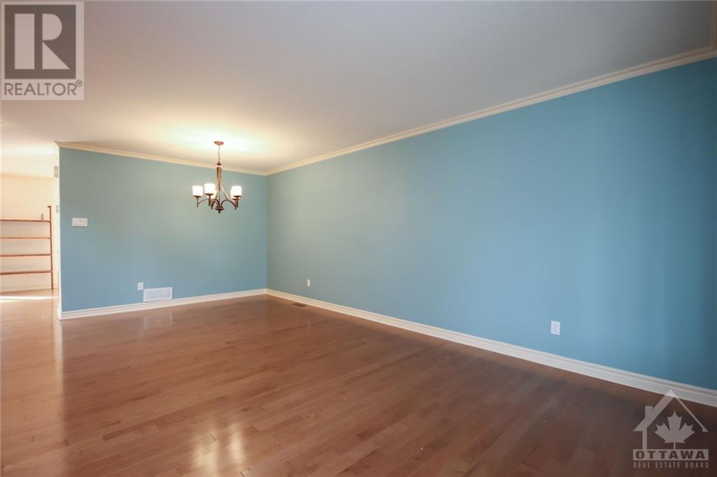 1818 Appleford Street, Ottawa, Ontario  K1J 1K2 - Photo 3 - 1365300