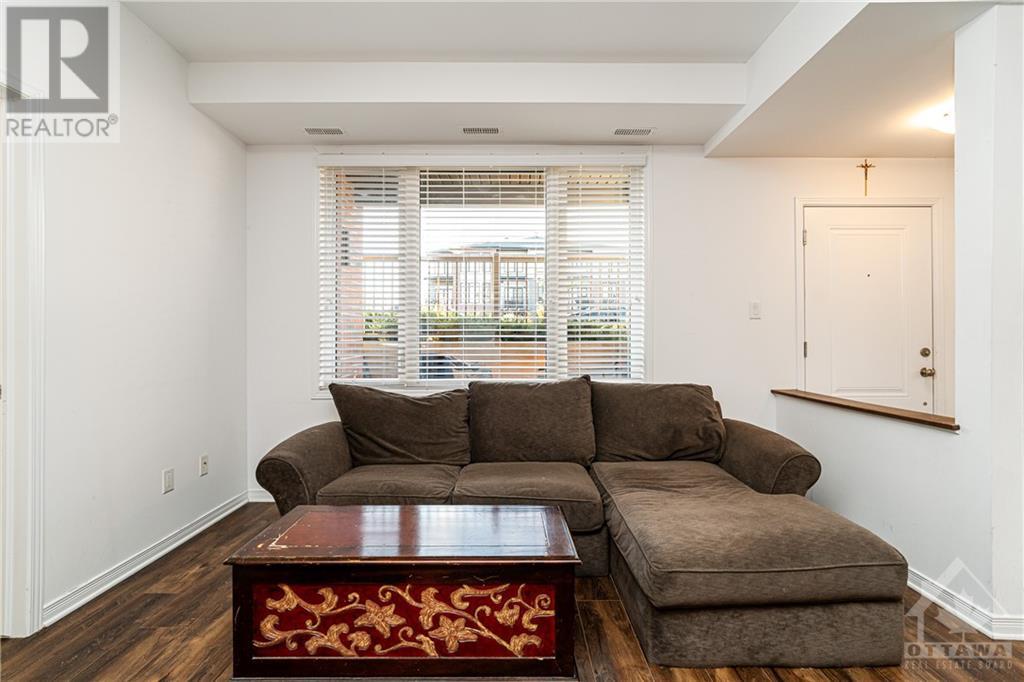 371 Haliburton Heights Unit#f, Ottawa, Ontario  K2V 0J3 - Photo 4 - 1364256