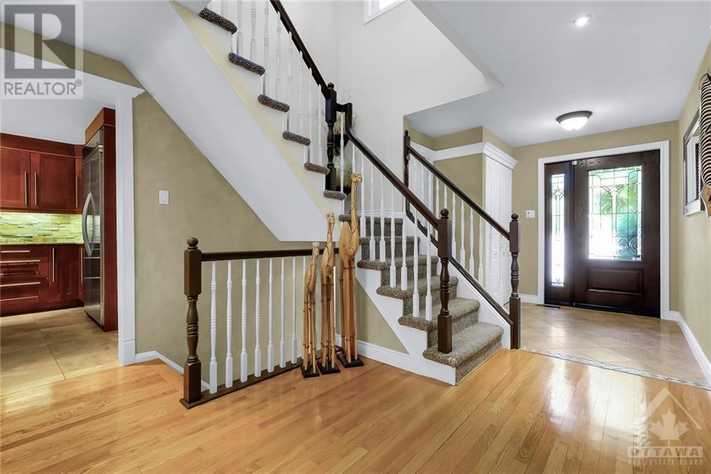 1461 Forest Valley Drive, Ottawa, Ontario  K1C 5N2 - Photo 3 - 1365442