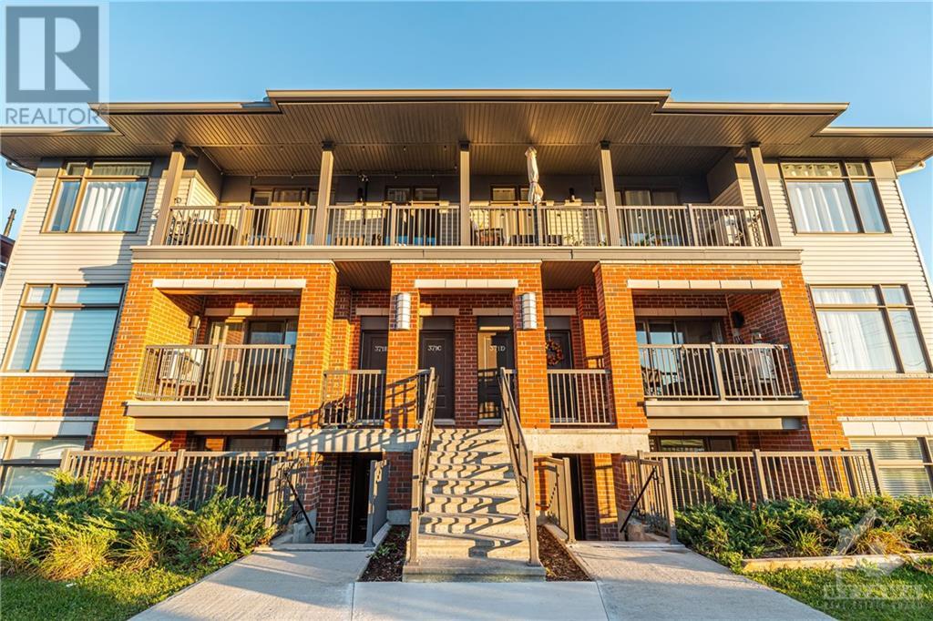 371 HALIBURTON HEIGHTS UNIT#F, ottawa, Ontario