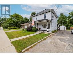 68 BROCK STREET S, perth, Ontario