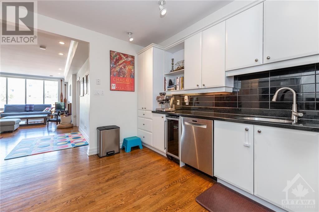 287 Maclaren Street Unit#402, Ottawa, Ontario  K2P 0L9 - Photo 13 - 1365138