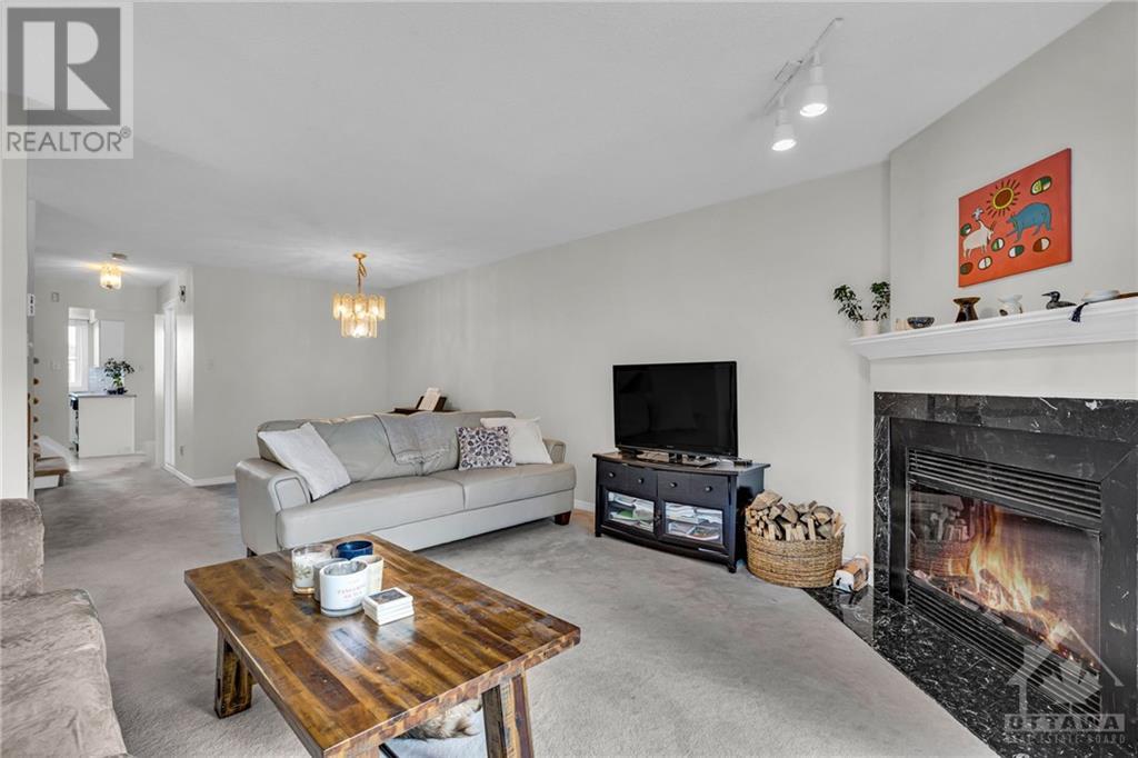 252 Briston Private, Ottawa, Ontario  K1G 5P9 - Photo 4 - 1365435