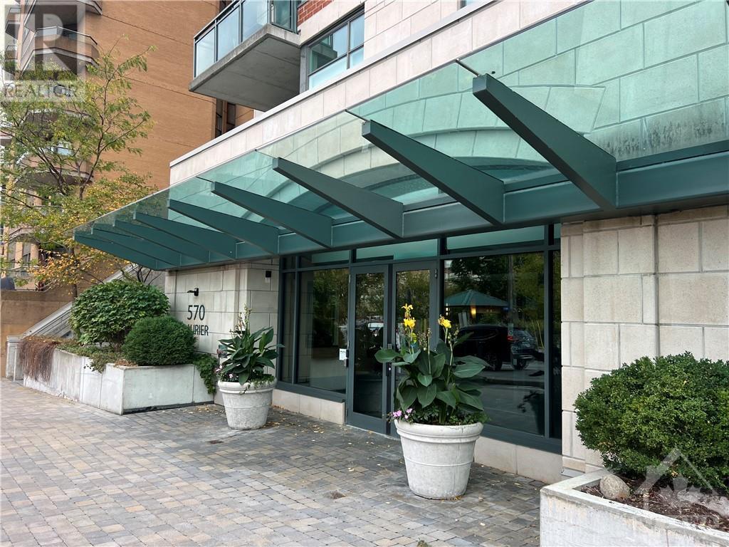 570 Laurier Avenue Unit#406, Ottawa, Ontario  K1R 1C8 - Photo 2 - 1365294