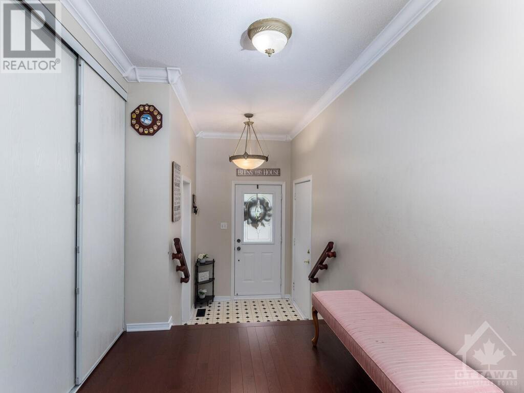 71 Flowertree Crescent, Kanata, Ontario  K2M 2R7 - Photo 2 - 1365549