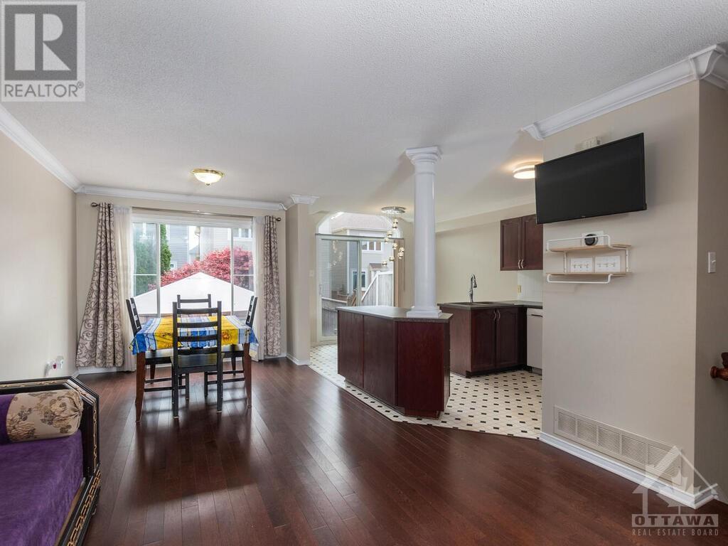 71 Flowertree Crescent, Kanata, Ontario  K2M 2R7 - Photo 6 - 1365549