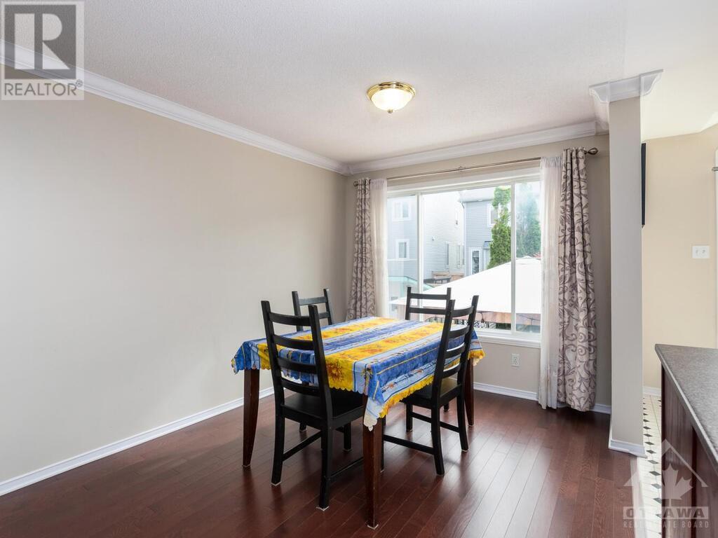 71 Flowertree Crescent, Kanata, Ontario  K2M 2R7 - Photo 7 - 1365549