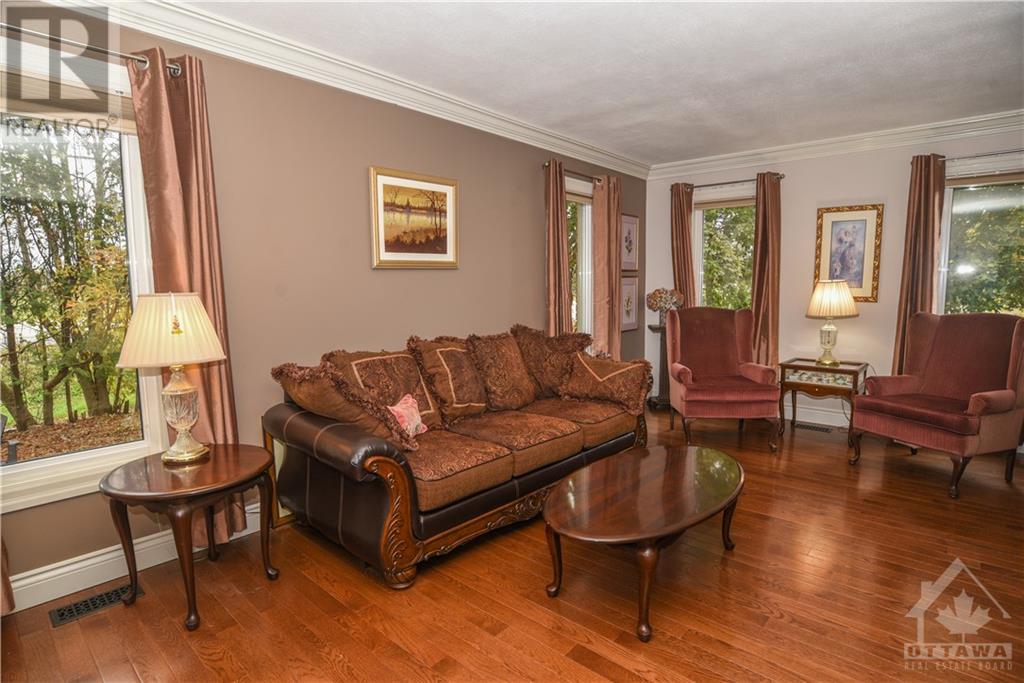 5515 Old Mill Way, Manotick, Ontario  K4M 1C1 - Photo 10 - 1363806