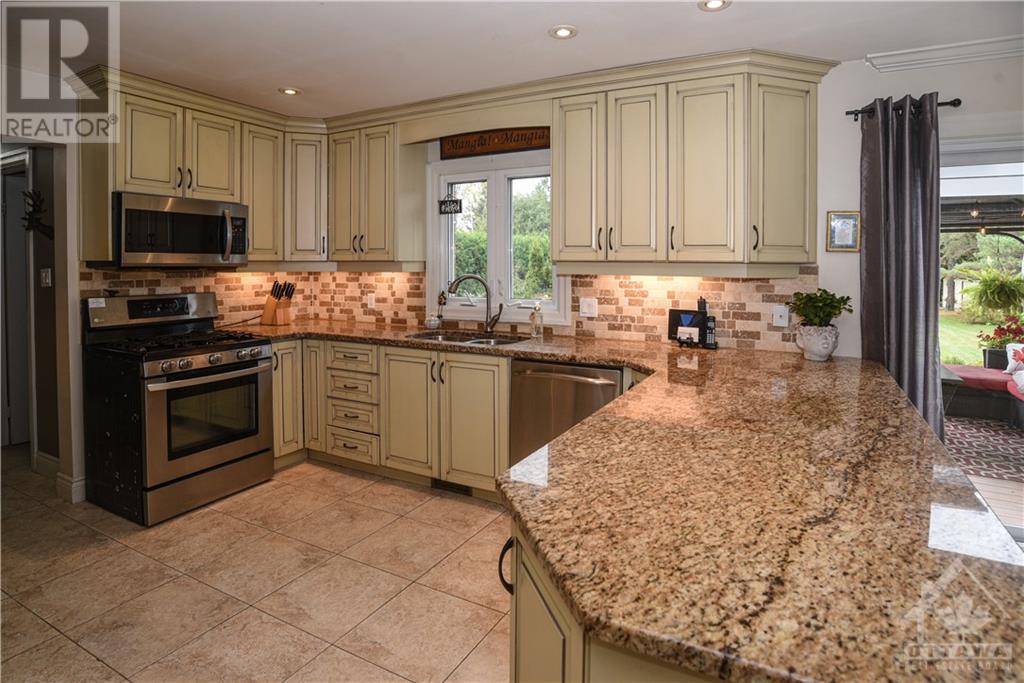 5515 Old Mill Way, Manotick, Ontario  K4M 1C1 - Photo 6 - 1363806