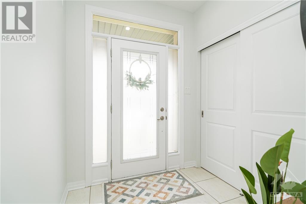 150 Hawkshaw Crescent, Ottawa, Ontario  K2J 0J6 - Photo 3 - 1365334